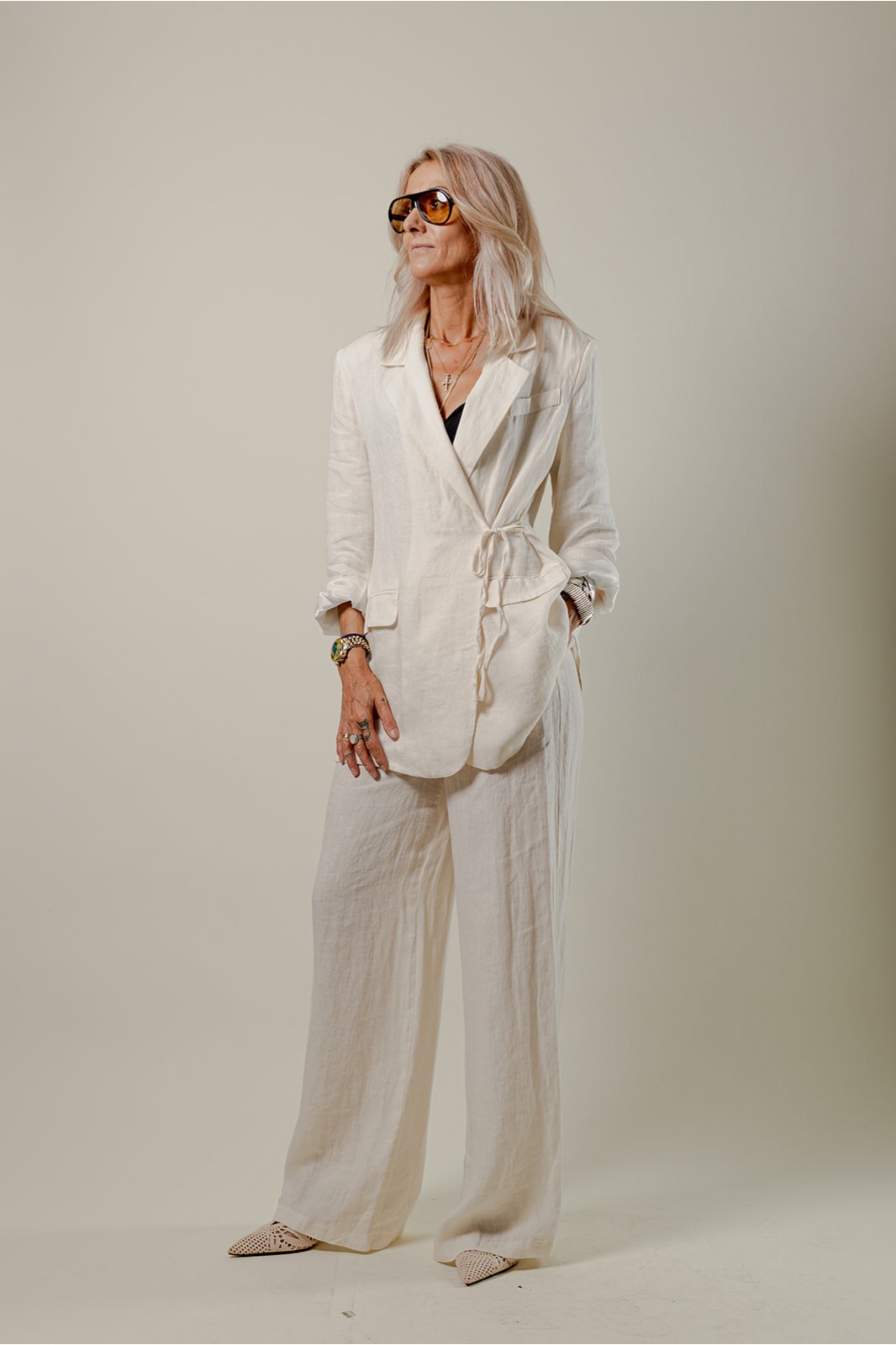 LINEN SUIT